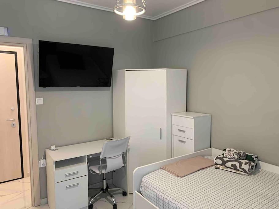 Lux Appartment , 3 Rooms Full Extra , City Center テッサロニキ エクステリア 写真