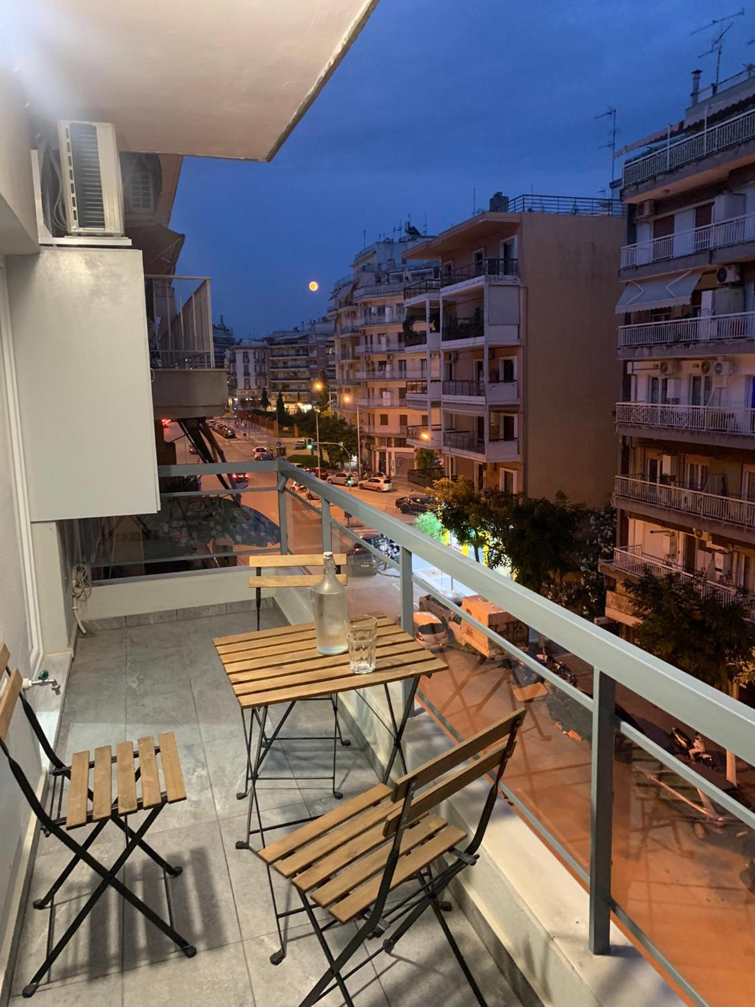 Lux Appartment , 3 Rooms Full Extra , City Center テッサロニキ エクステリア 写真