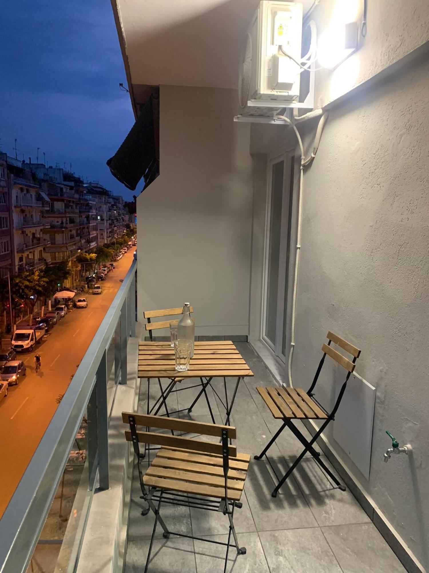 Lux Appartment , 3 Rooms Full Extra , City Center テッサロニキ エクステリア 写真