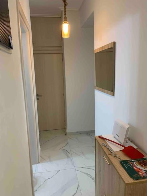 Lux Appartment , 3 Rooms Full Extra , City Center テッサロニキ エクステリア 写真
