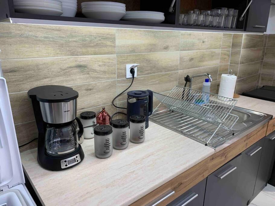 Lux Appartment , 3 Rooms Full Extra , City Center テッサロニキ エクステリア 写真